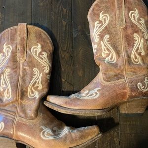 Tan Corral Boots